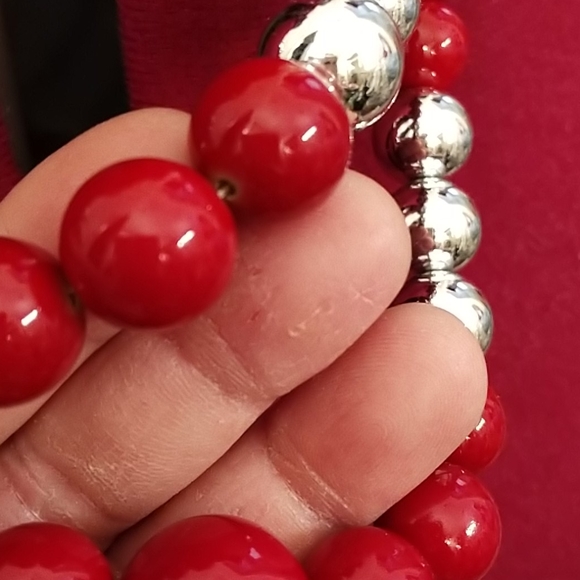 Vintage red silver bead bold necklace - Picture 7 of 12